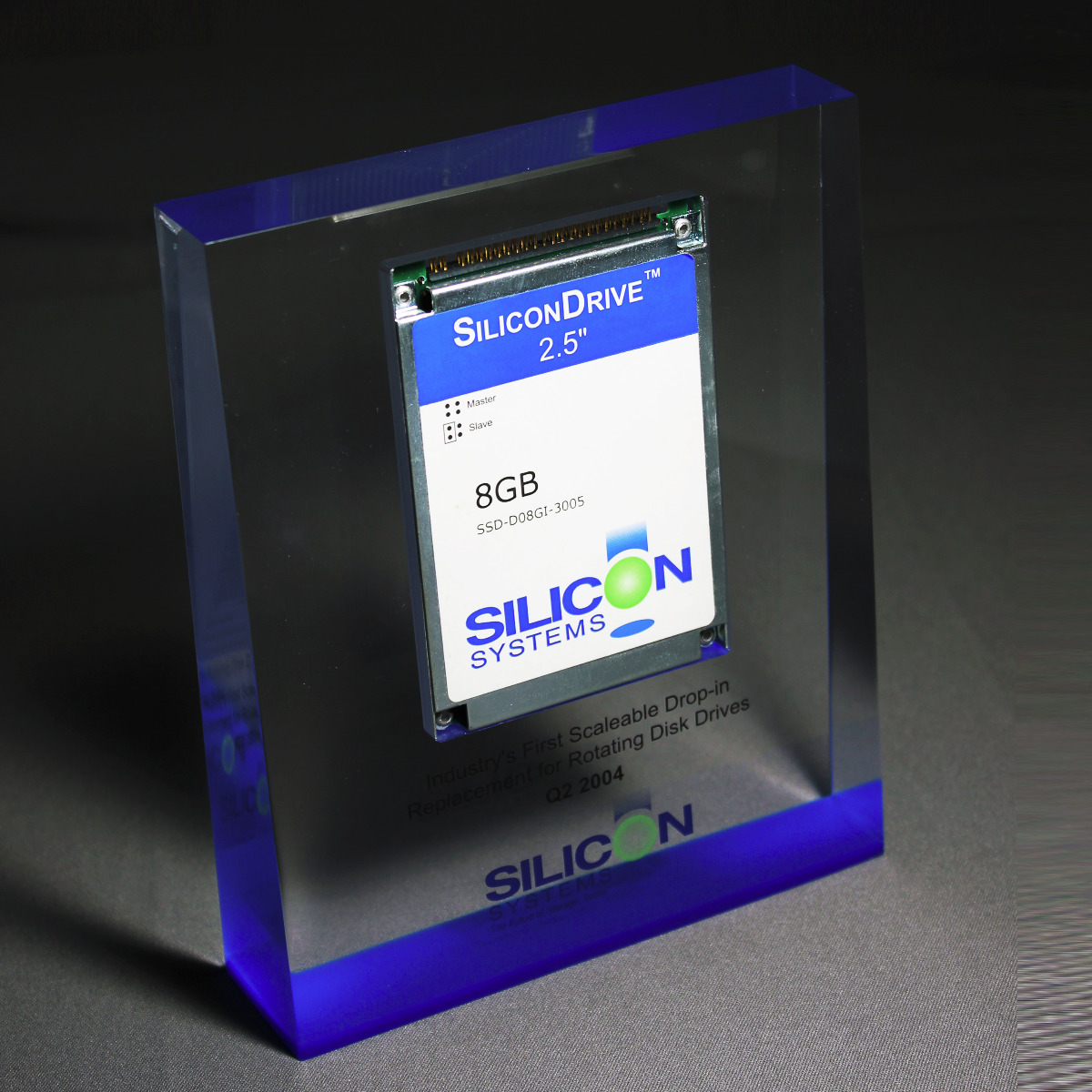 Computer module embedment in Lucite award